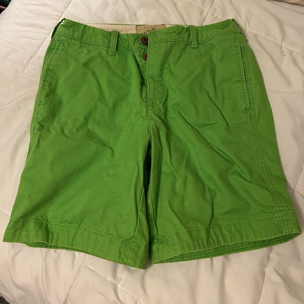 Hollister Cotton shorts vintage 9 inch length size 33